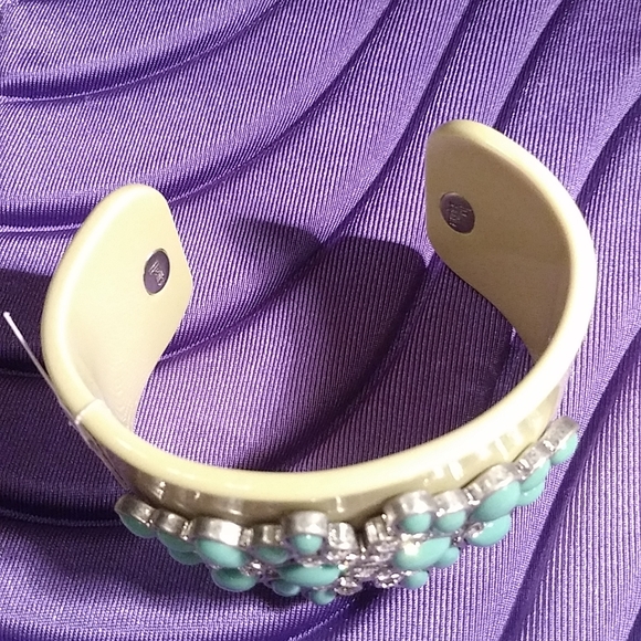 Lia Sophia boho cuff bracelet - Picture 3 of 9